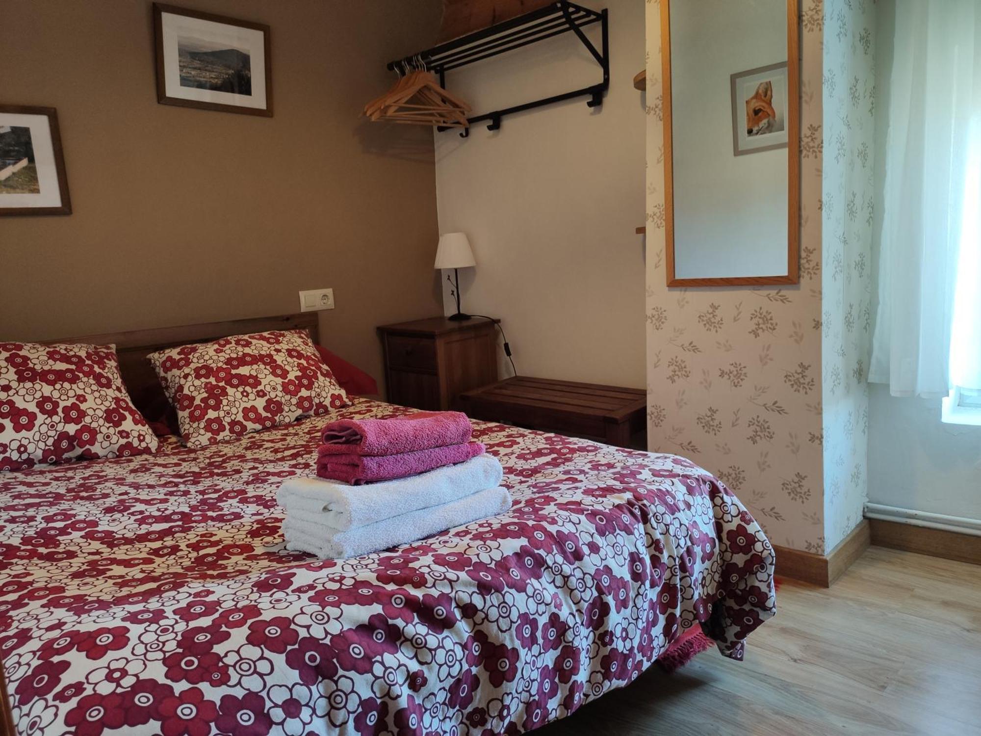 Casa Rural Tozolosolobos Otero de Bodos Eksteriør billede